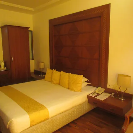 Hotel Kohinoor Park-3